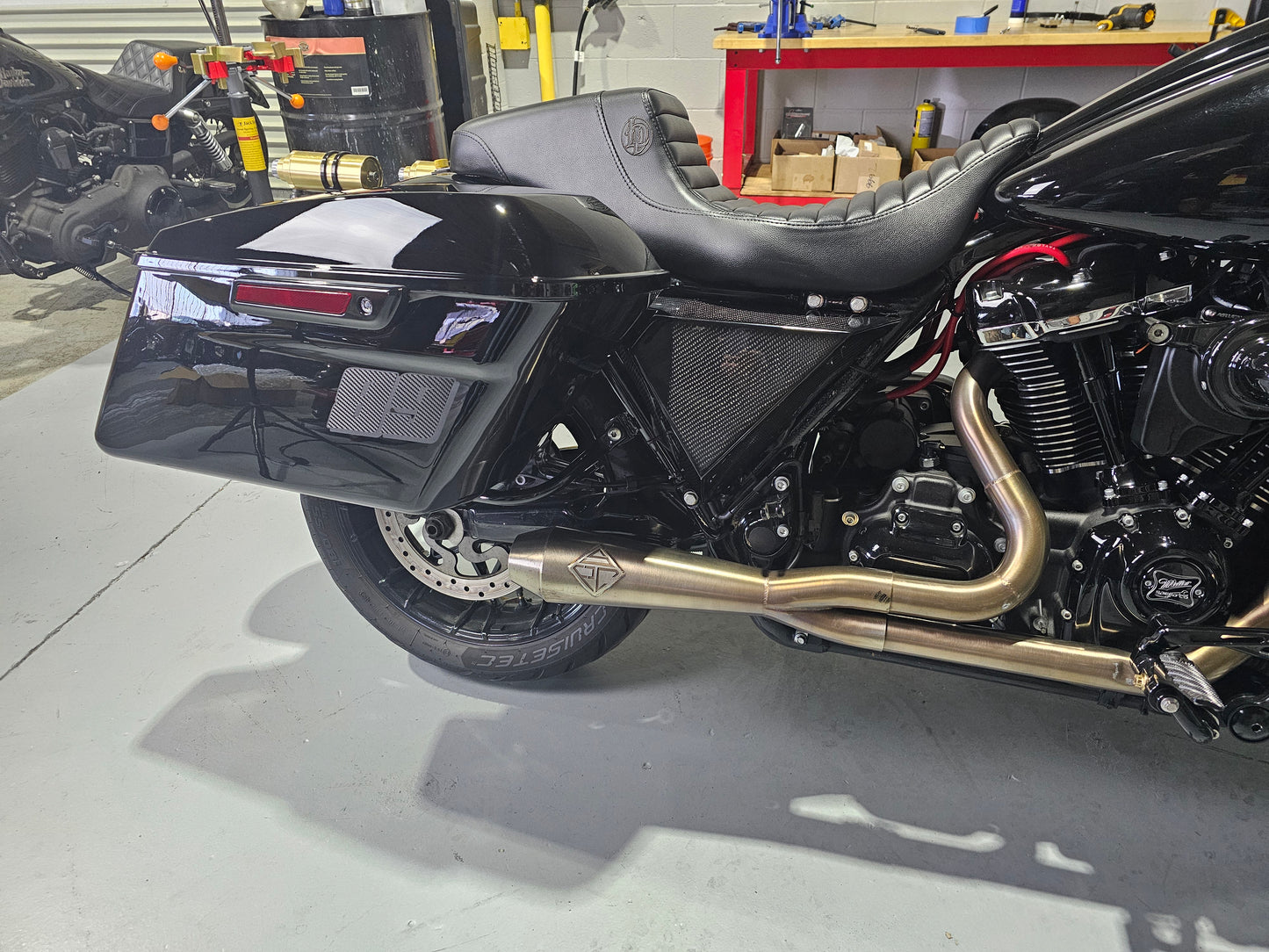 Bagger FXR style side covers.