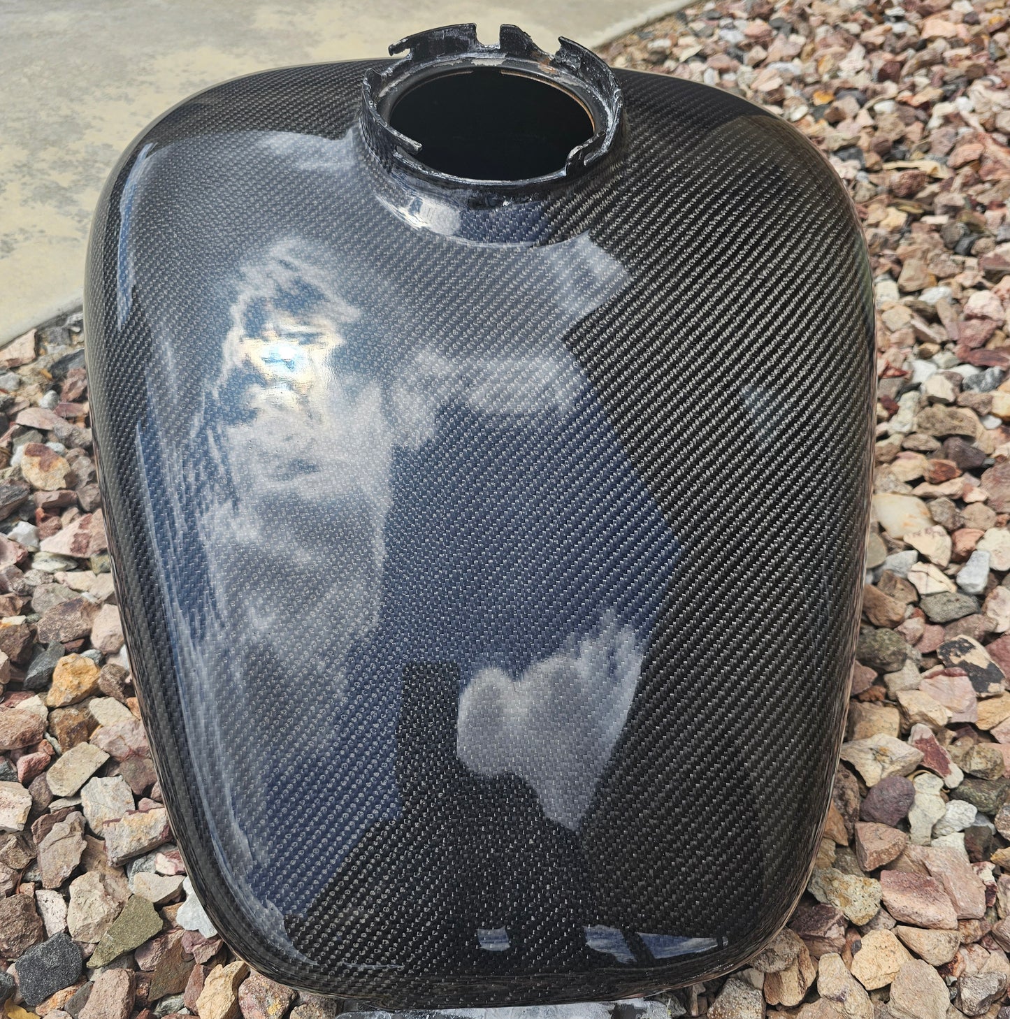 Carbon fiber tank overlay